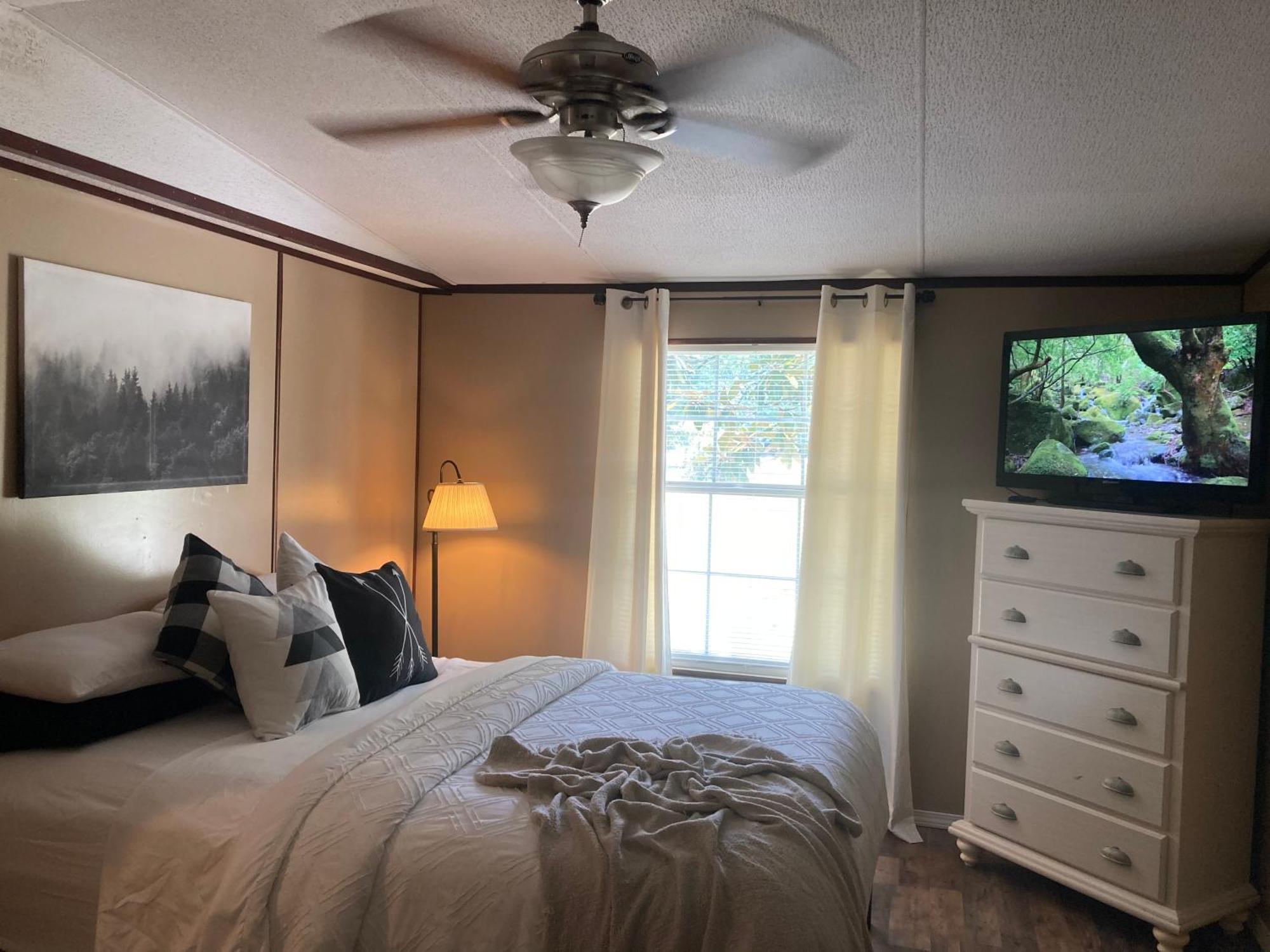 Convenient And Spacious Home In Stanton, Ky Bagian luar foto